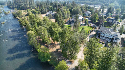 Penny, SHADY COVE, OR 97539