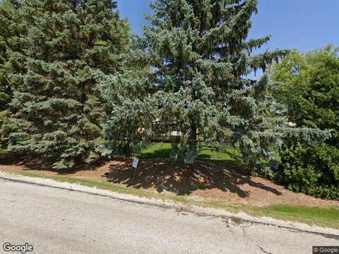 Redwood Tree, MEQUON, WI 53092