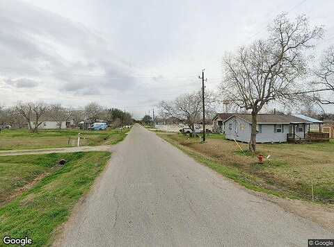 W 1St St, Needville, TX 77461