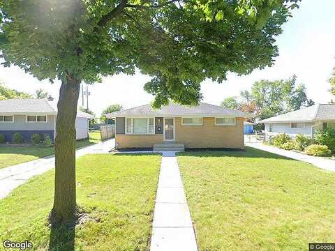 90Th, MILWAUKEE, WI 53225