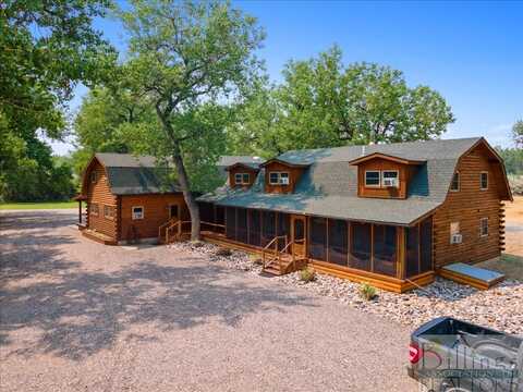 879 Sawyer Loop, Hardin, MT 59034