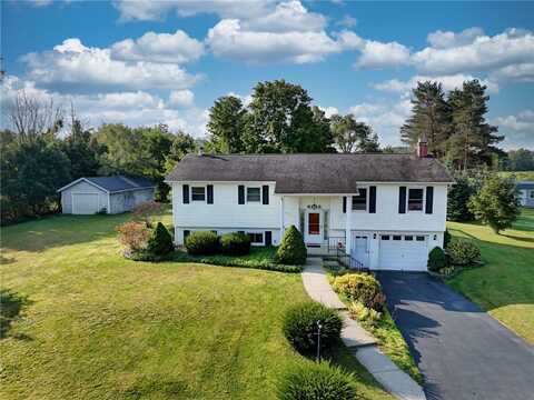 6848 Junction Road, Pavilion, NY 14525