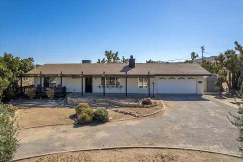 7801 Aster Avenue, Yucca Valley, CA 92284