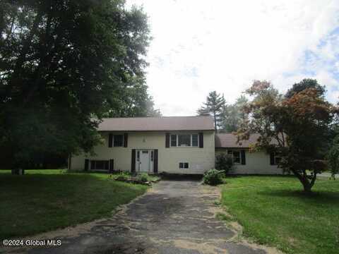 274 Elm Ave E, Bethlehem, NY 12158