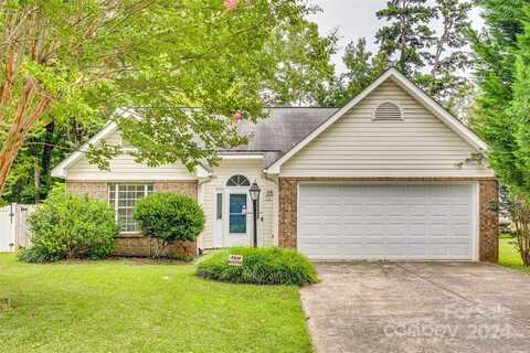 4428 Hounds Run Drive, Matthews, NC 28105