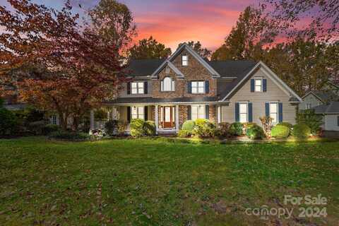 263 Fernbrook Drive, Mooresville, NC 28117