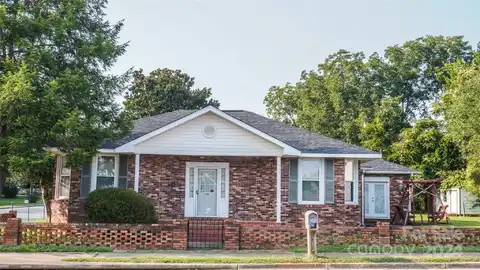 116 Moultrie Street, Winnsboro, SC 29180