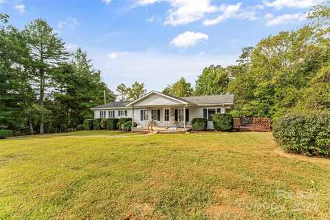 1364 Deacon Drive, Marion, NC 28752