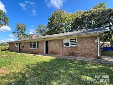 3298 Pearidge Road, Bostic, NC 28018