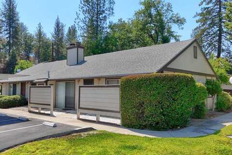 49400 River Park Road, Oakhurst, CA 93644