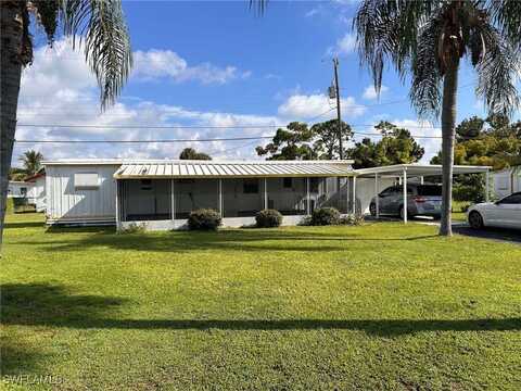 168 Lamplighter Lane, North Fort Myers, FL 33917