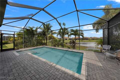 8220 Venetian Pointe Drive, Fort Myers, FL 33908