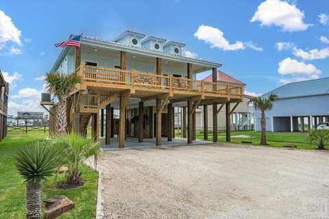 962 Bolivar Dunes Blvd, Gilchrist, TX 77617