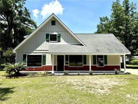 708 W Conyers Street, Saint Marys, GA 31558