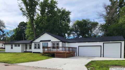 303 Park Ave, VENTURA, IA 50482