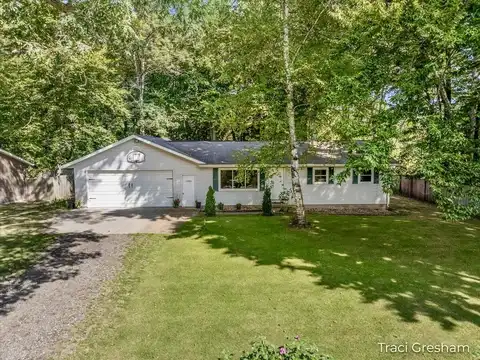 12860 128th Avenue, Grand Haven, MI 49417