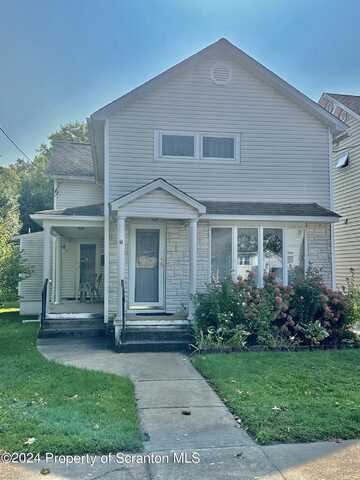 526 Jefferson Avenue, Jermyn, PA 18433