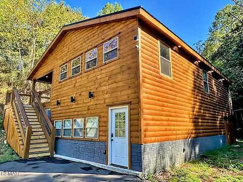 615 Lethco Way, Pigeon Forge, TN 37863