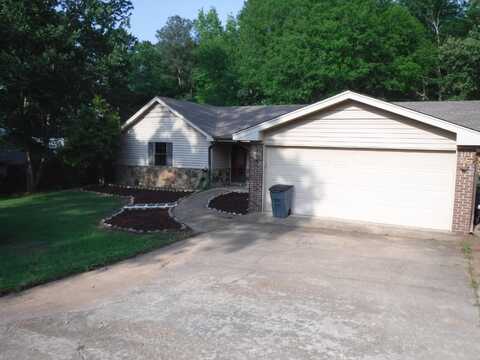 229 Dove Whitaker Rd, Caledonia, MS 39740