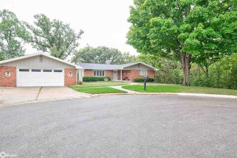 810 Oak Hill Drive, Humboldt, IA 50548