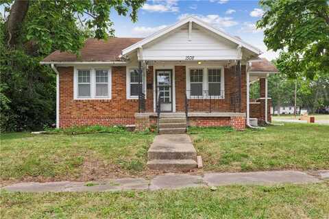 1508 Smith Street, Blue Springs, MO 64015