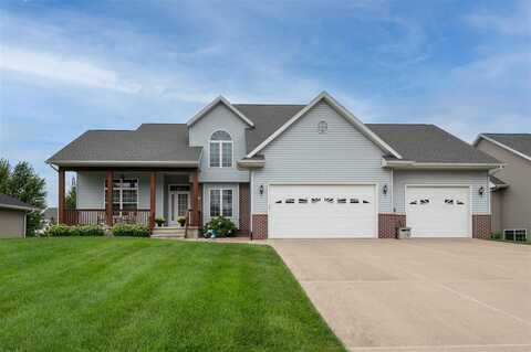 405 Brougham Rd., Robins, IA 52328