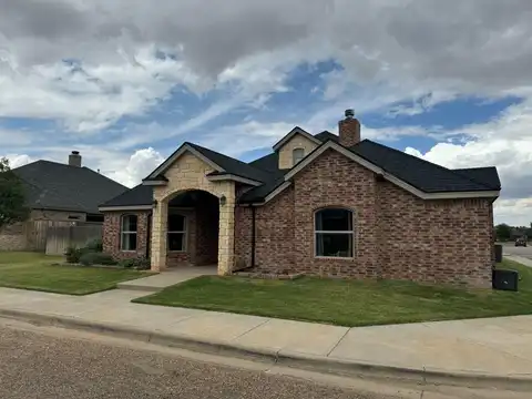 1406 14th Street, Wolfforth, TX 79382