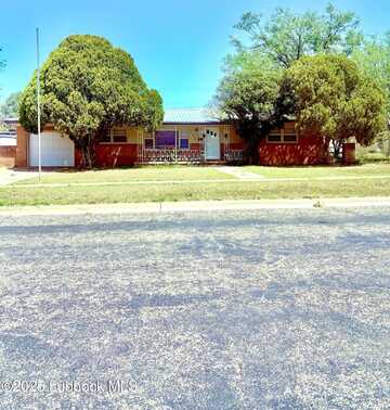 707 E Tate Street, Brownfield, TX 79316