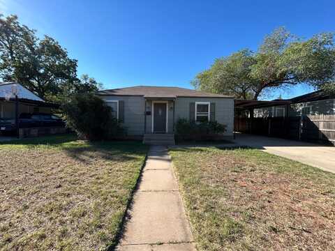 2409 31st Street, Lubbock, TX 79411