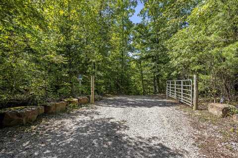 3786 Shoemaker Ridge, Beattyville, KY 41311