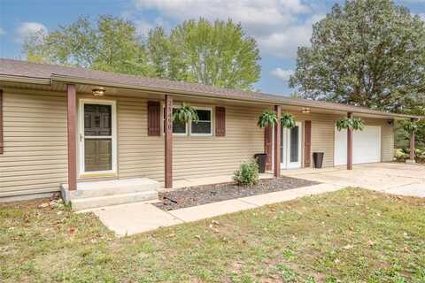 25490 Oakdale Drive, Lebanon, MO 65536