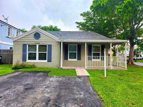 10003 SW 223rd Ter, Cutler Bay, FL 33190