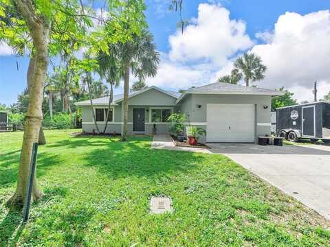 2451 SW 43rd Ter, Fort Lauderdale, FL 33317