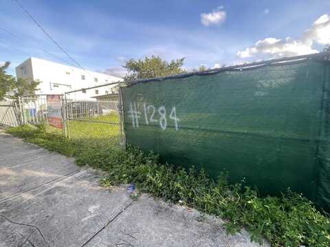 1284 NW 58th Ter, Miami, FL 33142