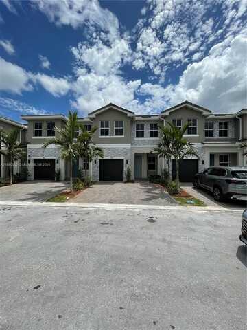 145 Sw 170th Ave, Pembroke Pines, FL 33027