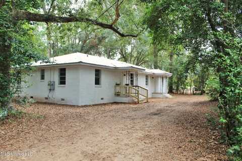 438 Manila Street, Lucedale, MS 39452