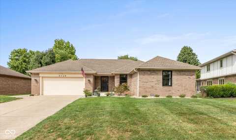 5028 W Scott Drive, Greenwood, IN 46142