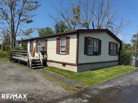 5218 Pointe Tremble, Algonac, MI 48001