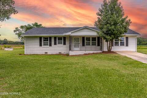 5143 W P Hardy Road, La Grange, NC 28551