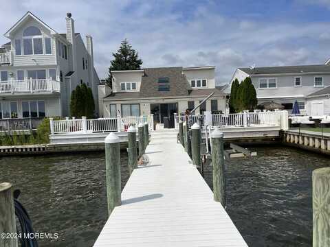 48 Island Drive, Brick, NJ 08724