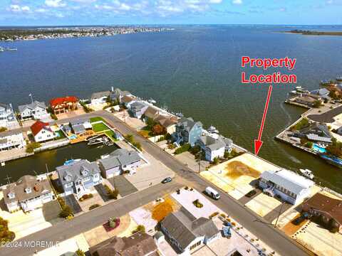 1881 Lookout Drive, Toms River, NJ 08753