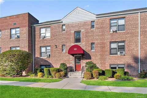 320 Richbell Road, Mamaroneck, NY 10543