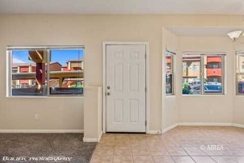 890 Kitty Hawk Dr, Mesquite, NV 89027