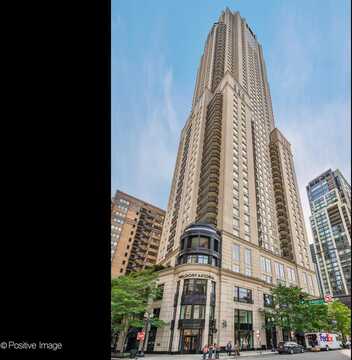 11 E Walton Street, Chicago, IL 60611