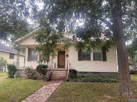 902 Agricola Avenue, Gadsden, AL 35903