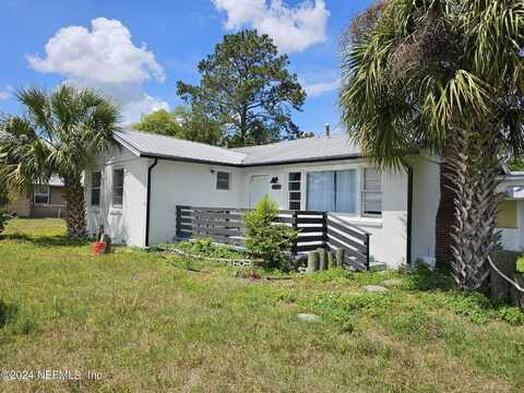 806 N 19 TH. Street, Palatka, FL 32177