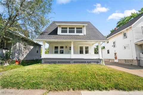 1199 Big Falls Avenue, Akron, OH 44310