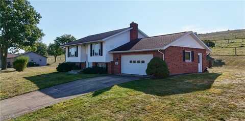 2550 CR 144, Walnut Creek, OH 44687