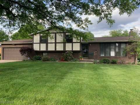 4646 Windsor Circle NE, Canton, OH 44714