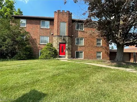 2431 Sackett Avenue, Cuyahoga Falls, OH 44223